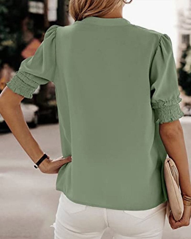 Flore™ - Blouse met korte mouwen en een V-hals